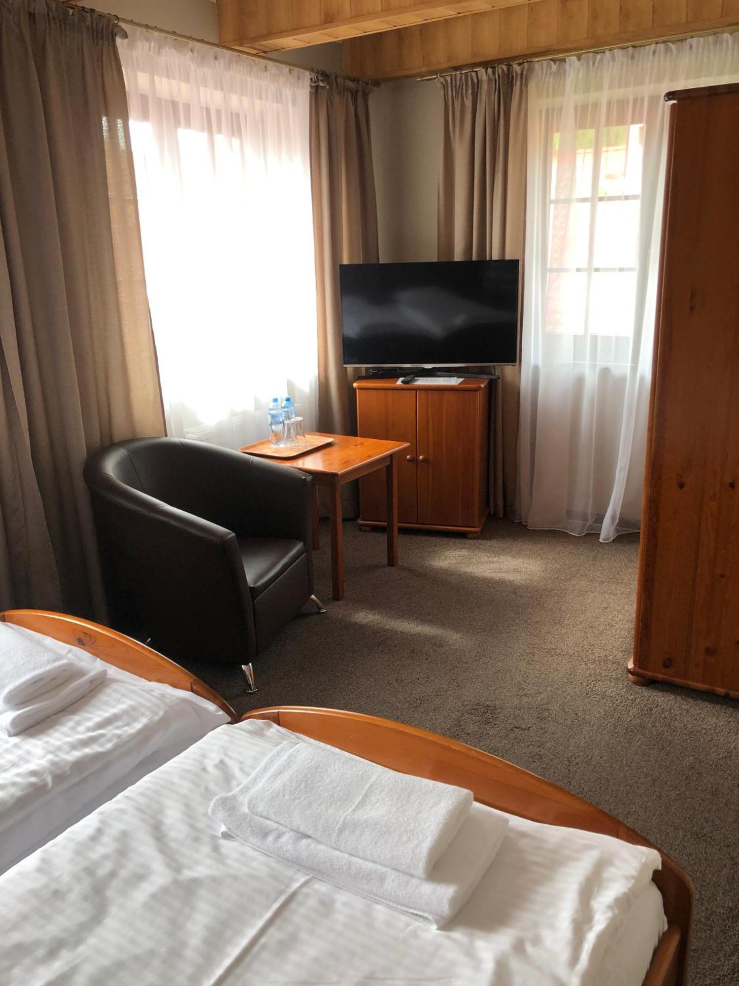 Hotel Krystyna Szczytno  Eksteriør billede