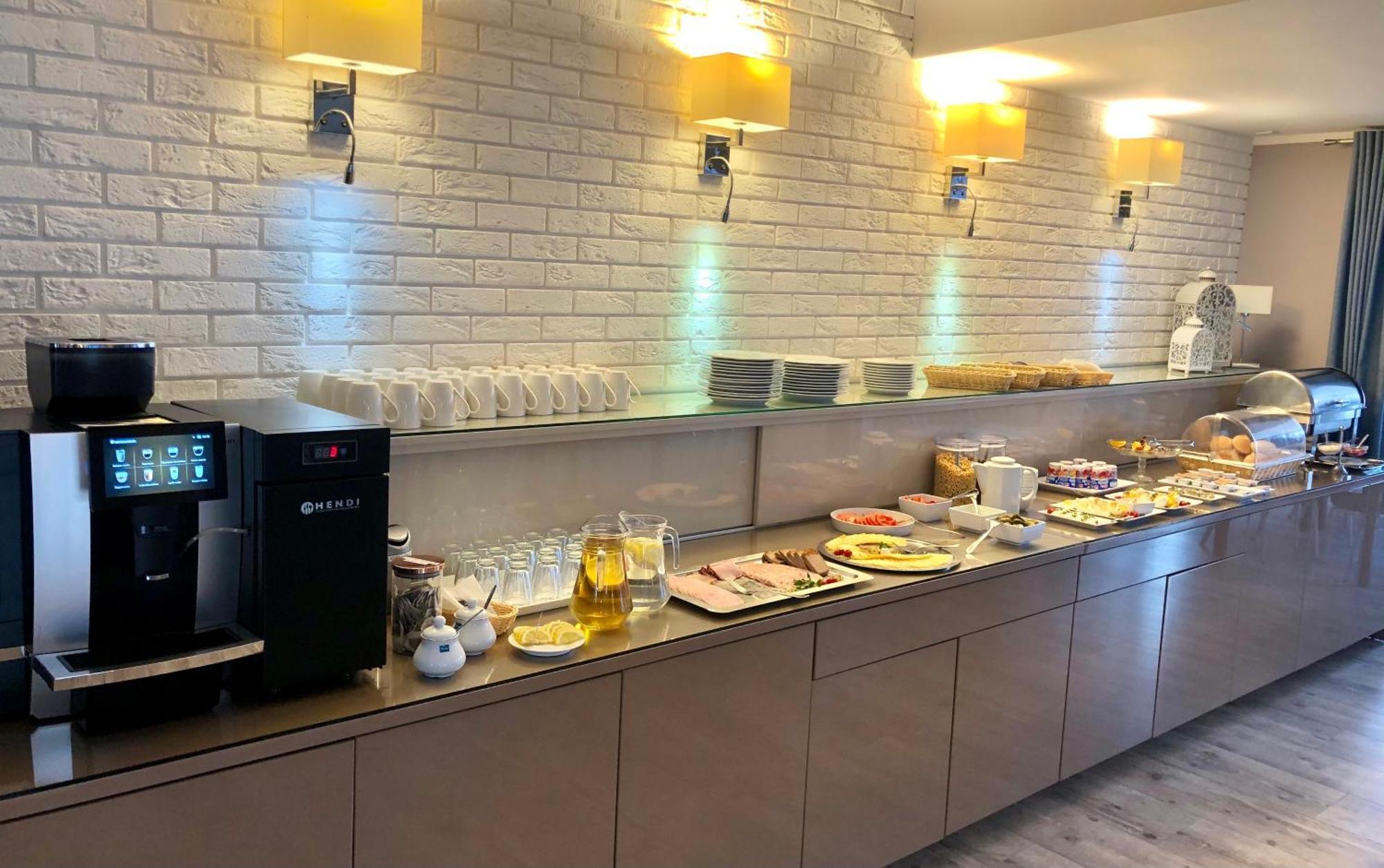 Hotel Krystyna Szczytno  Eksteriør billede